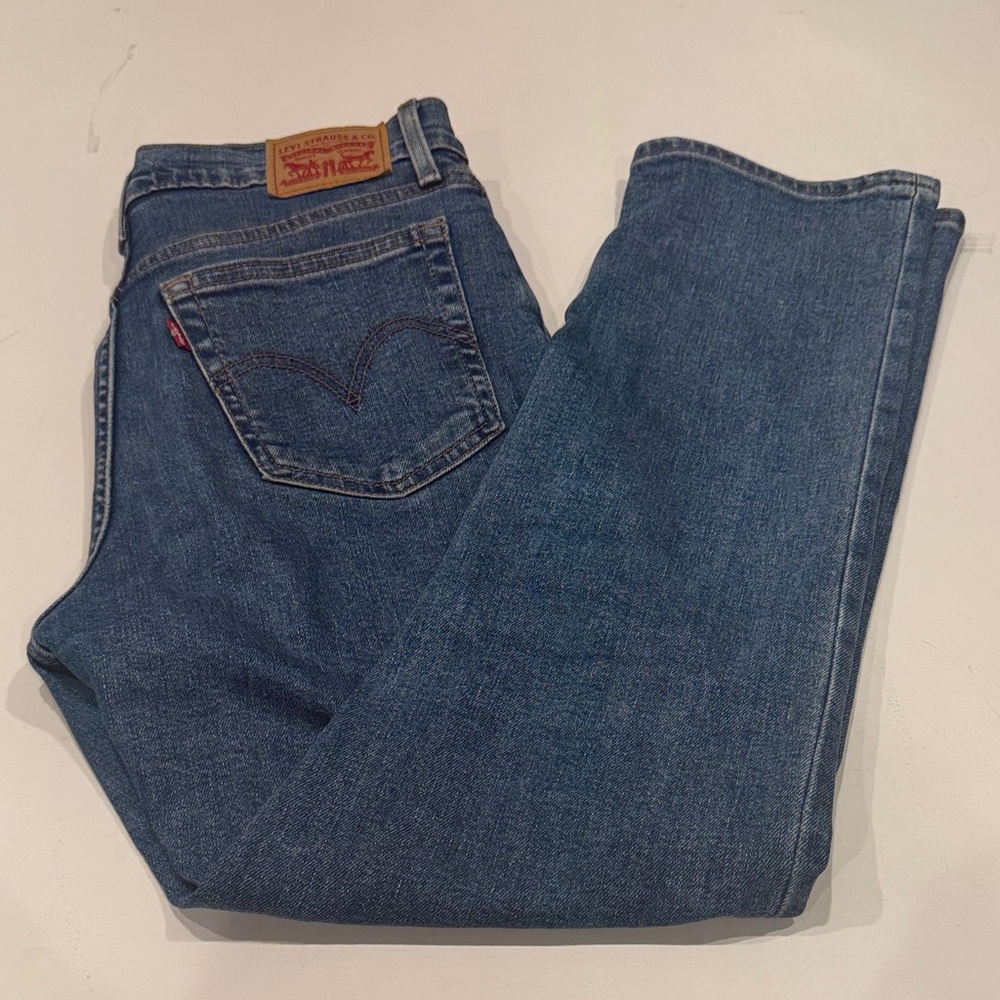 Levi's Women's Classic Indigo Straight Jeans
